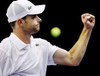 Roddick gewinnt in drei Sätzen gegen Johansson