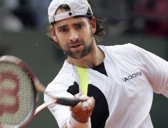 Kiefer marschiert ins Achtelfinale