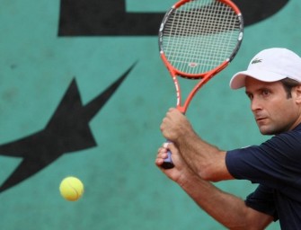 Santoro verteidigt seinen Titel in Newport