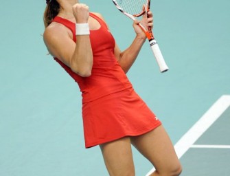 Mauresmo siegt in Paris