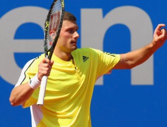 Brands im Halbfinale der BMW Open gegen Juschni