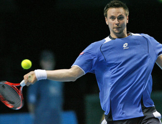 Söderling putzt Djokovic beim Masters in London