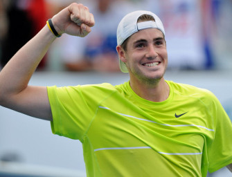 Isner schaltet Monfils aus, Roddick weiter