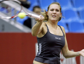 Nicole Vaidisova hängt Tennisschläger an den Nagel