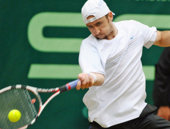 Becker verpasst Finaleinzug in Halle