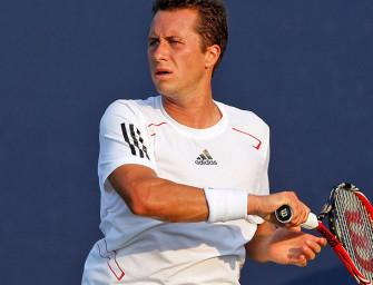 Kohlschreiber zieht in Runde zwei ein