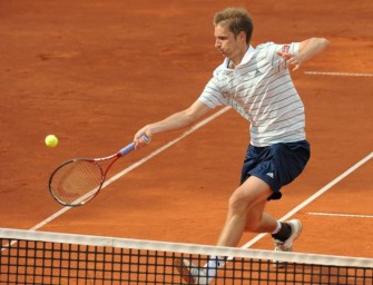Mayer ringt Troicki in Madrid nieder