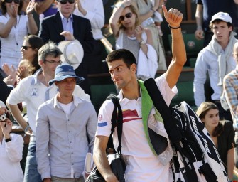 Djokovic kampflos ins Halbfinale