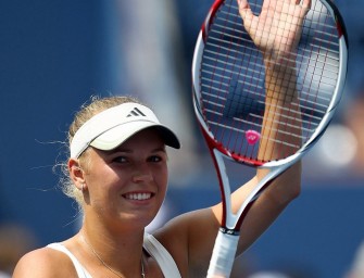 Wozniacki zieht ohne Probleme ins Achtelfinale ein