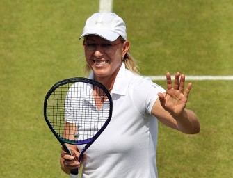 Navratilova schlägt in Halle/Westfalen auf