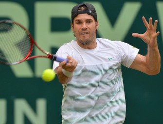 Haas bezwingt Kohlschreiber und trifft auf Federer