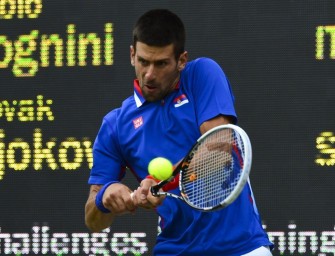 Wie Federer: Auch Djokovic braucht drei Sätze