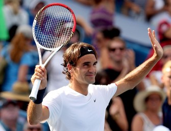 Federer bezwingt Djokovic im Traumfinale