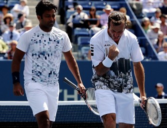 Paes/Stepanek gewinnen Doppel-Titel
