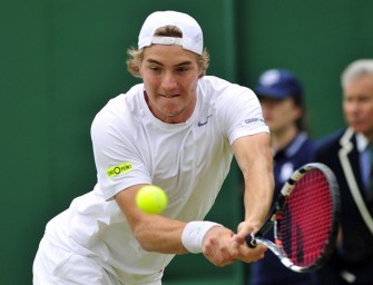 Struff zieht in Stockholm ins Achtelfinale ein