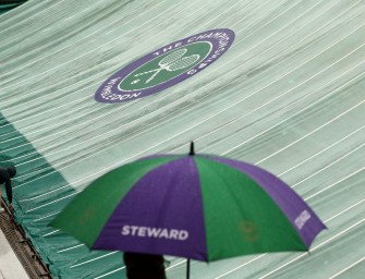 Regen in Wimbledon: Kerber gegen Scharapowa auf Dienstag verschoben