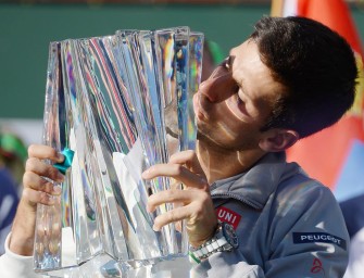 Djokovic schlägt Federer im Finale von Indian Wells