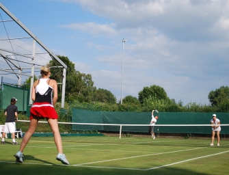 tennis MAGAZIN Lesercup 2018: Spielen Sie auf Rasen