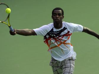 Ausraster im Video: Darian King trifft Linienrichterin mit Racket