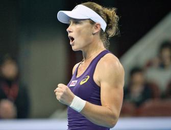 Hattrick von Stosur in Osaka, Riske siegt in Tianjin