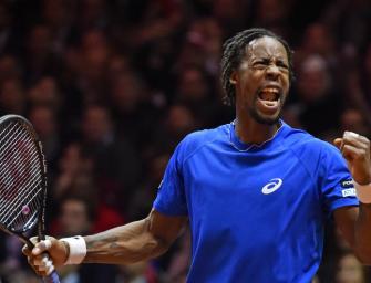 Davis-Cup-Finale: 1:1 Federer unterliegt Monfils