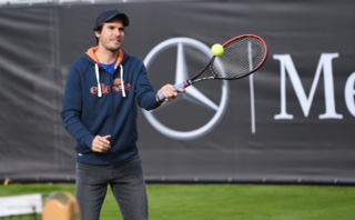 Stuttgart: Tommy Haas weiht Rasencourt ein