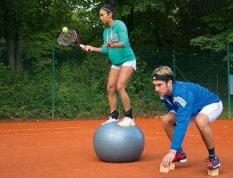 Beinarbeit für Tennisspieler – so bekommen Sie flinke Füße!