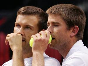 Der Nachfolger von Carsten Arriens als Davis-Cup-Teamchef: Michael Kohlmann (r.)