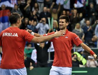 Davis Cup: Djokovic führt Serbien ins Viertelfinale