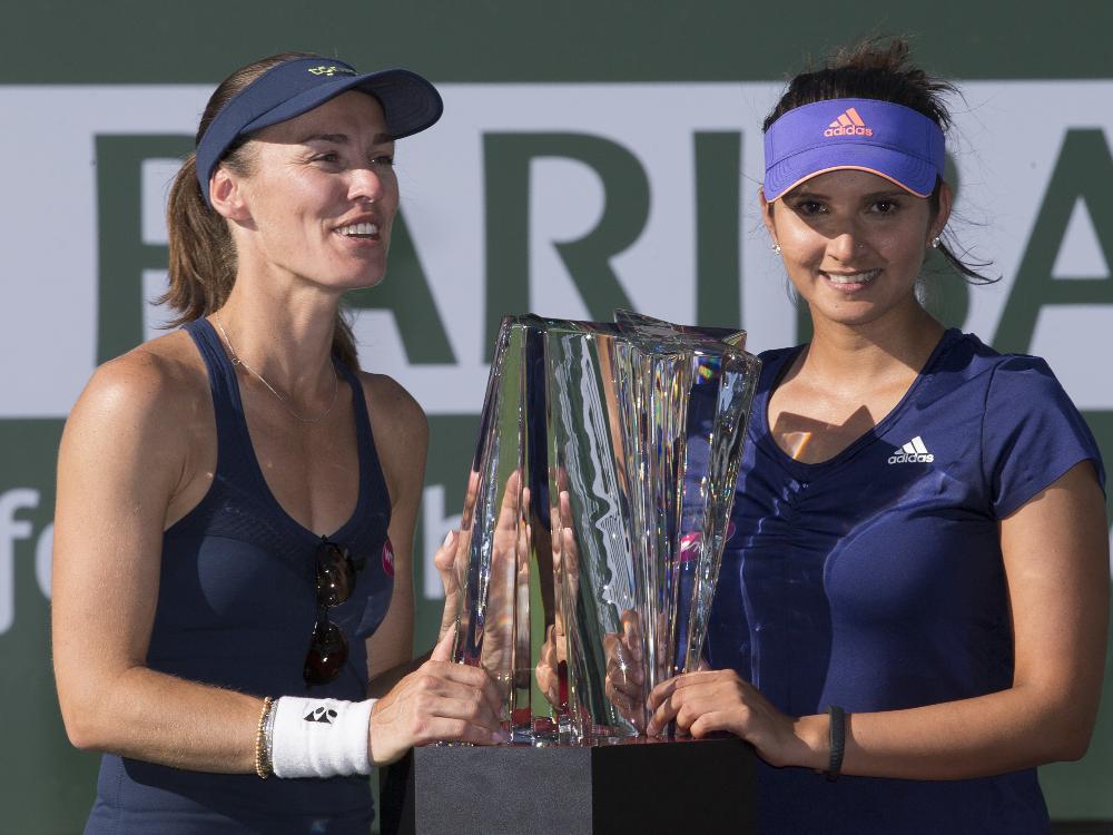 Hingis (l.) feierte mit Sania Mirza den nächsten Titel