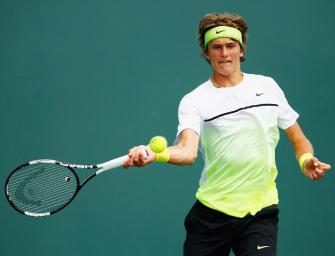 München: Zverev schlägt Becker in drei Sätzen