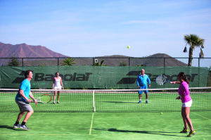 Sandplatz-Tennis