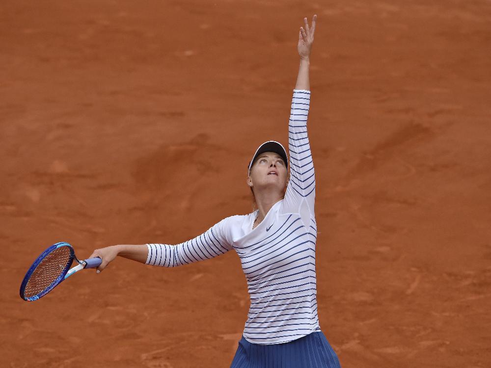 Scharapowa zieht ins Achtelfinale der French Open ein