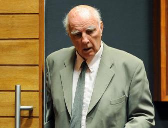 Legende Bob Hewitt muss ins Gefängnis