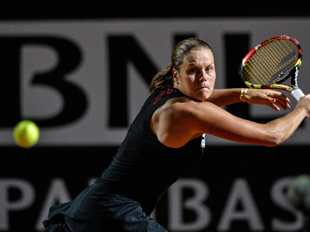 Knapp sichert sich ihren zweiten Titel auf der WTA-Tour
