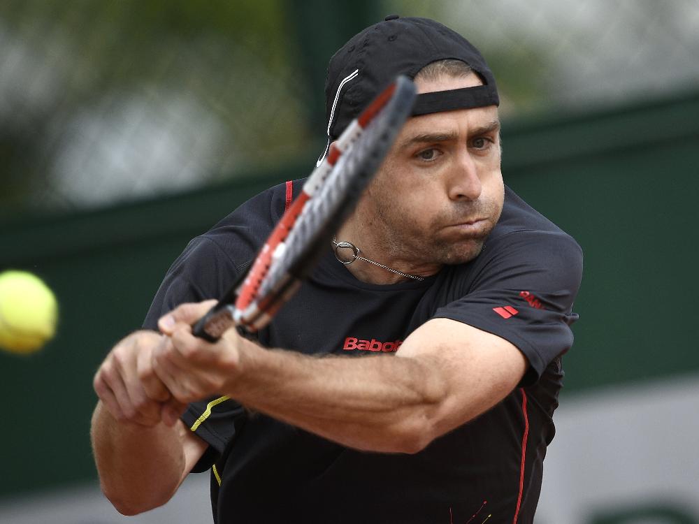 Benjamin Becker muss in Halle angeschlagen aussetzen