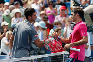 Die Traumpaarung der meisten Tennisfans für das US Open-Finale: Djokovic (l.) gegen Federer