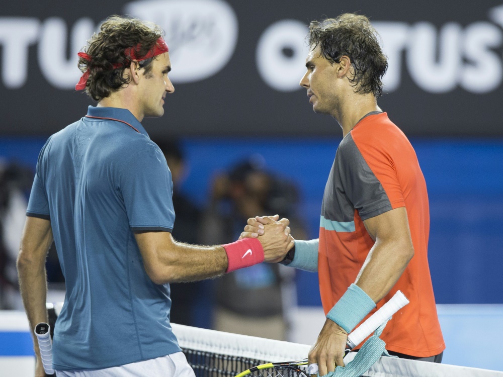 Federer (l.) und Nadal treffen im Finale aufeinander