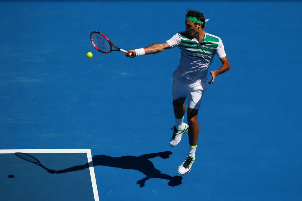 MELBOURNE, AUSTRALIA - JANUARY 20:  Roger Federer of Switzerland serves in his second round match against Alexandr Dolgopolov of Ukraine during day three of the 2016 Australian Open at Melbourne Park on January 20, 2016 in Melbourne, Australia.  (Photo by Mark Kolbe/Getty Images)