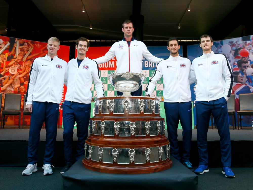 Leon Smith (m.) bleibt britischer Davis-Cup-Teamchef
