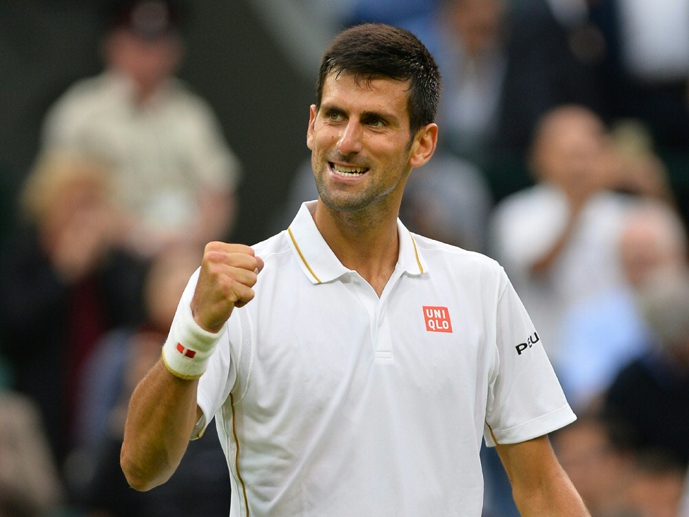 Djokovic zieht souverän in Runde drei ein