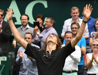 Haller Wahnsinn! Zverev schlägt Federer und steht im Finale