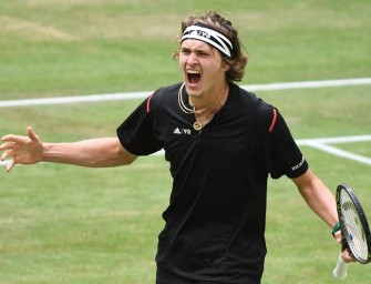 Zverev gewinnt Fortsetzung in Wimbledon