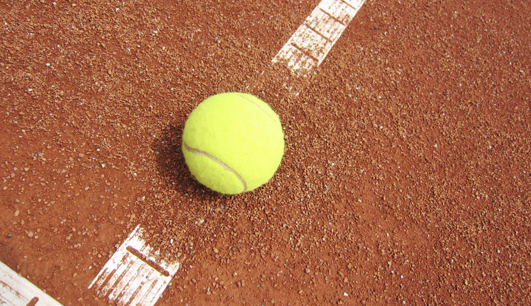 Gut & günstig Zwölf Tennisbälle im großen Test! tennis MAGAZIN