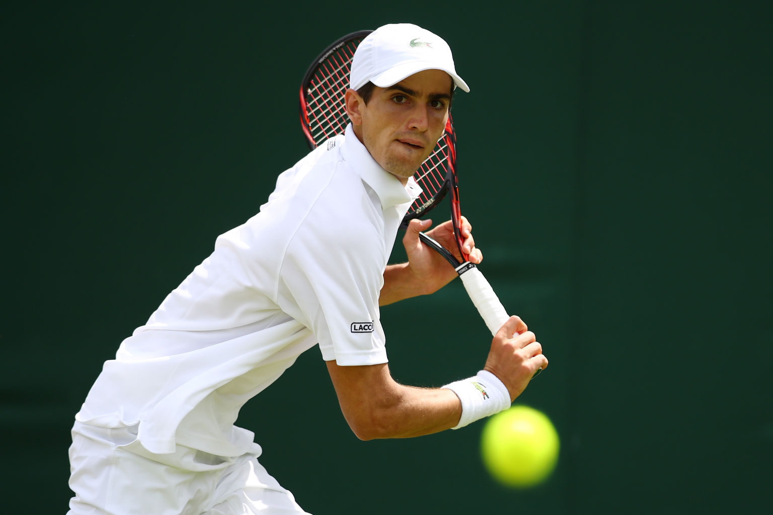 Pierre-Hugues Herbert steht nach dem Erfolg gegen Philipp Kohlschreiber in der zweiten Runde von Wimbledon.