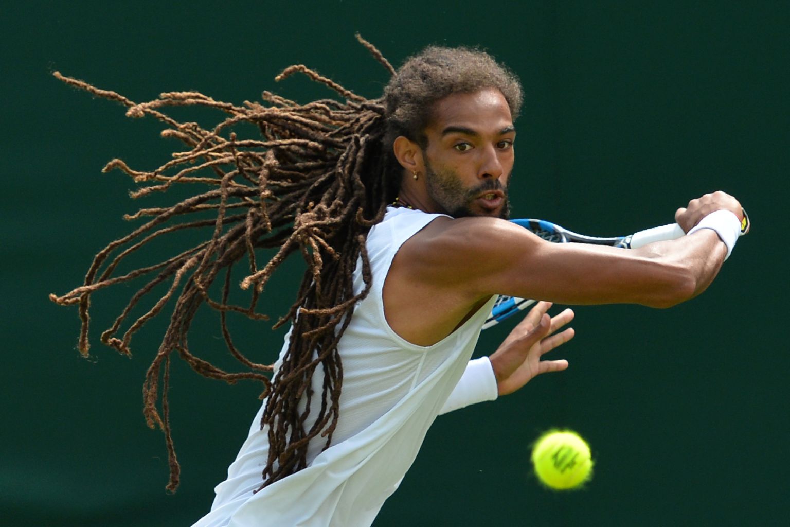 Dustin Brown zog mit einem Sieg in fünf Sätzen in die zweite Runde von Wimbledon ein. Bisher verlor er noch nie in der zweiten Runde an der Church Road.