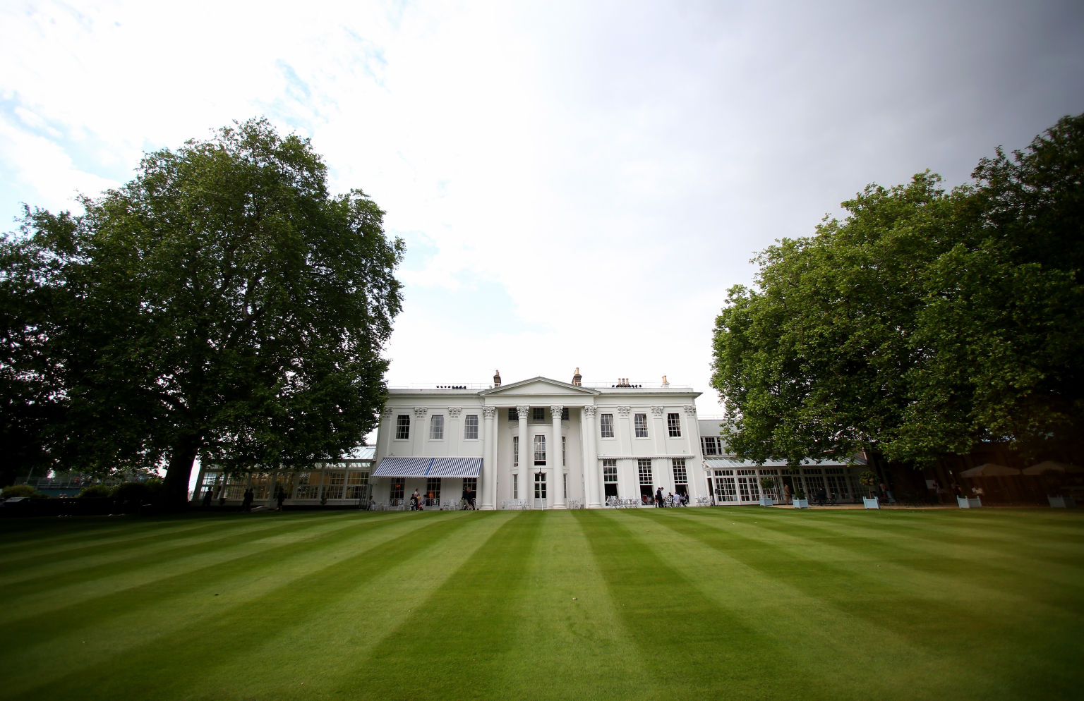 Die "Tennis-Classics" in Hurlingham. Treffpunkt für zahlreiche Topstars in der Vorbereitung auf Wimbledon. 