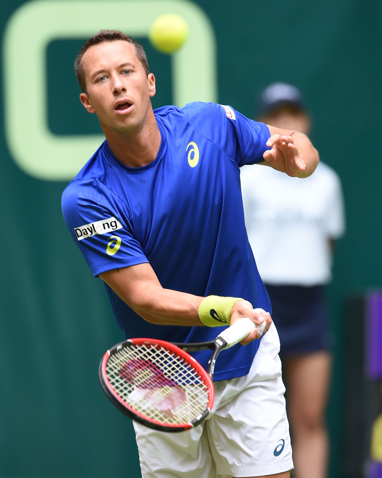 Philipp Kohlschreiber eröffnet gegen den Franzosen Piere-Hugues Herbert