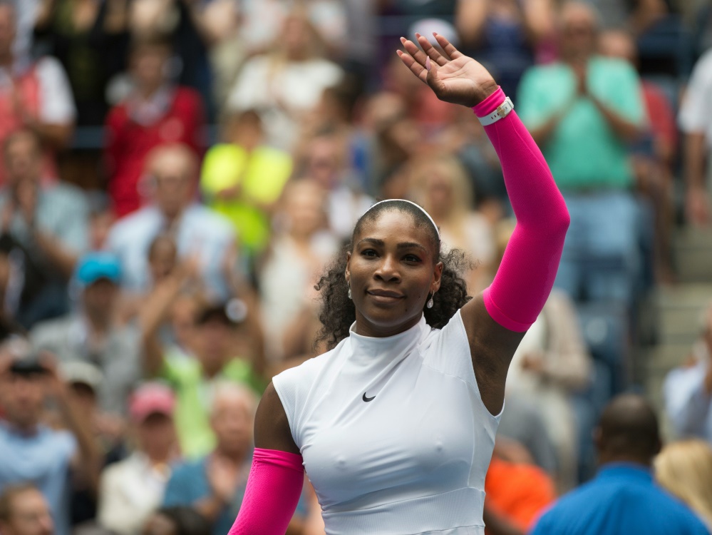 US Open: Serena Williams zieht ins Achtelfinale ein