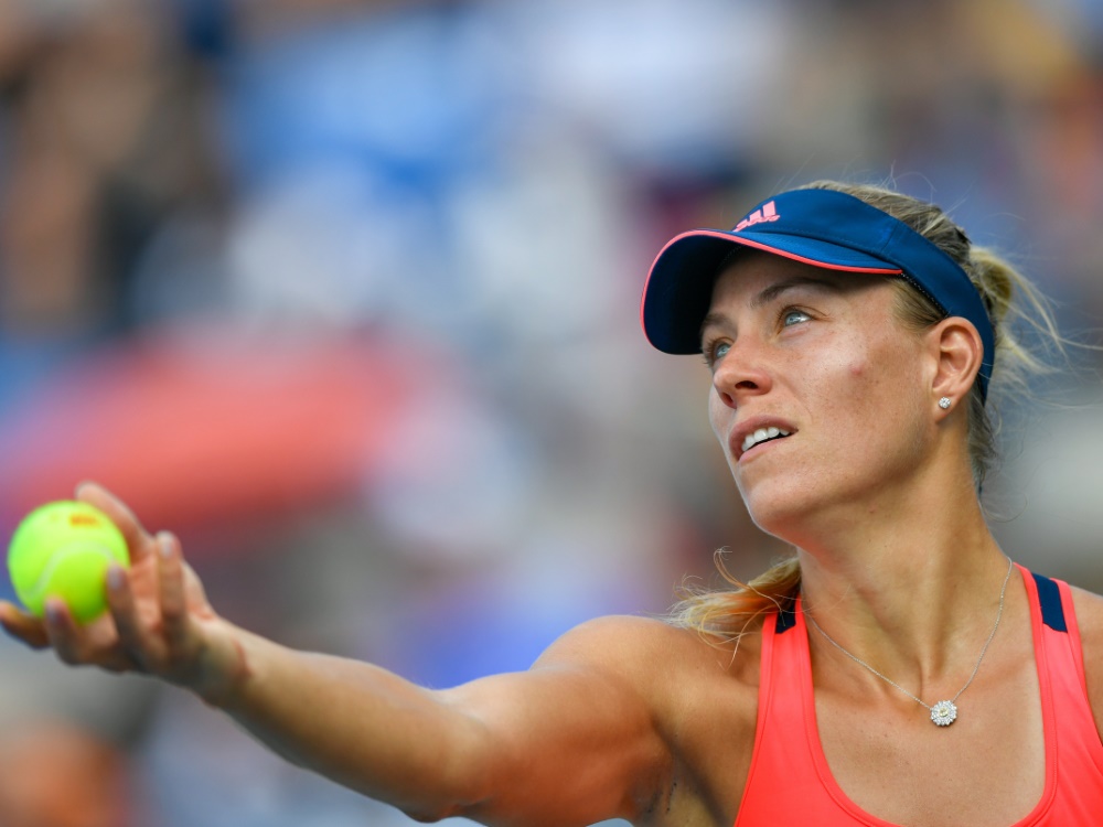 Kerber wehrte im zweiten Durchgang drei Satzbälle ab